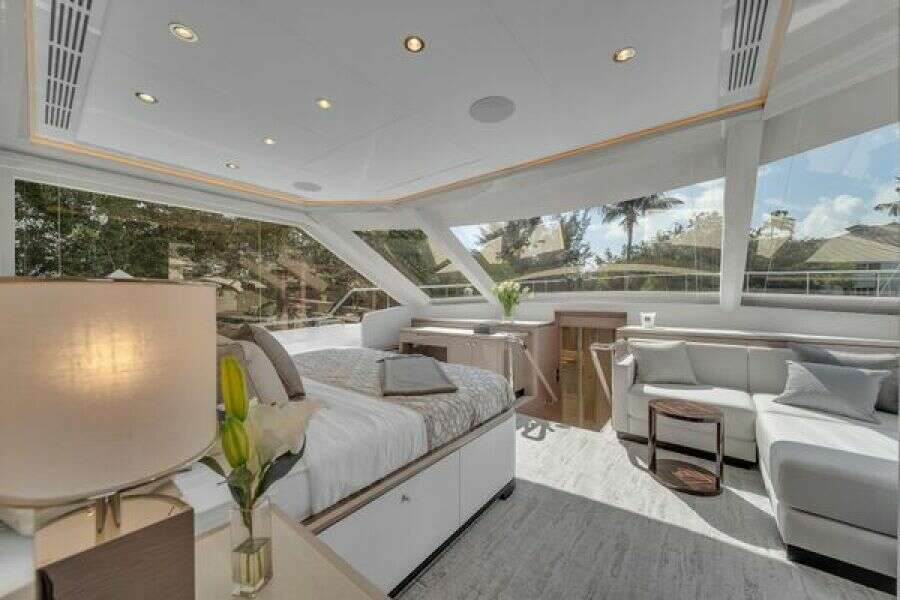106ft Ocean Alexander Yacht For Sale