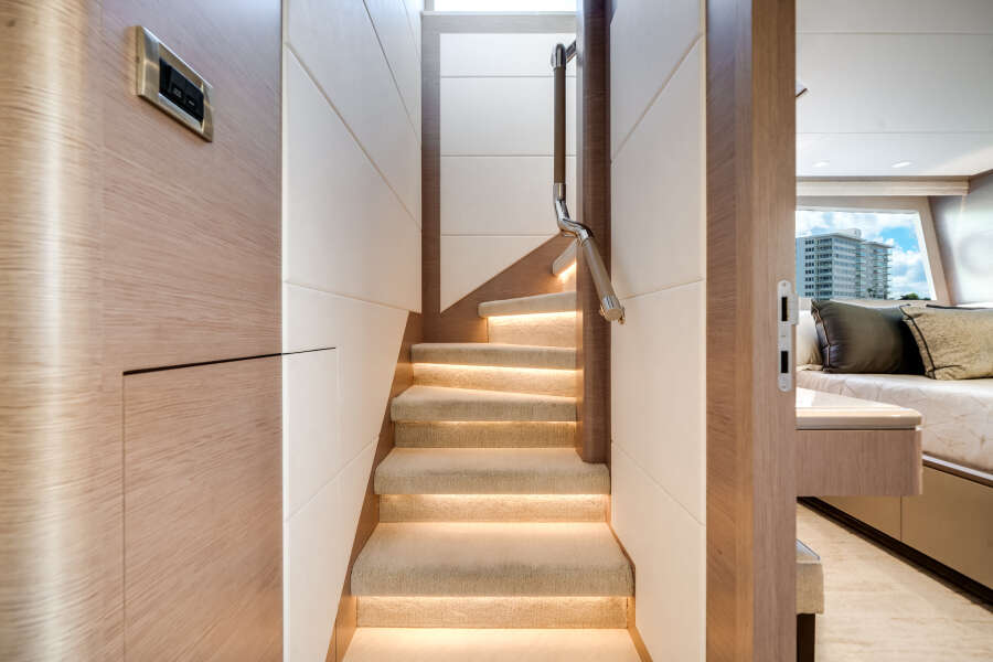 106ft Ocean Alexander Yacht For Sale