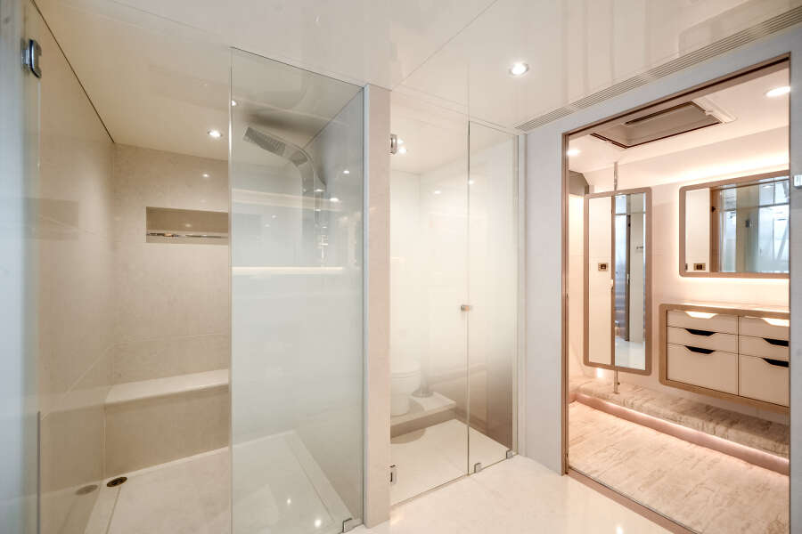 106ft Ocean Alexander Yacht For Sale