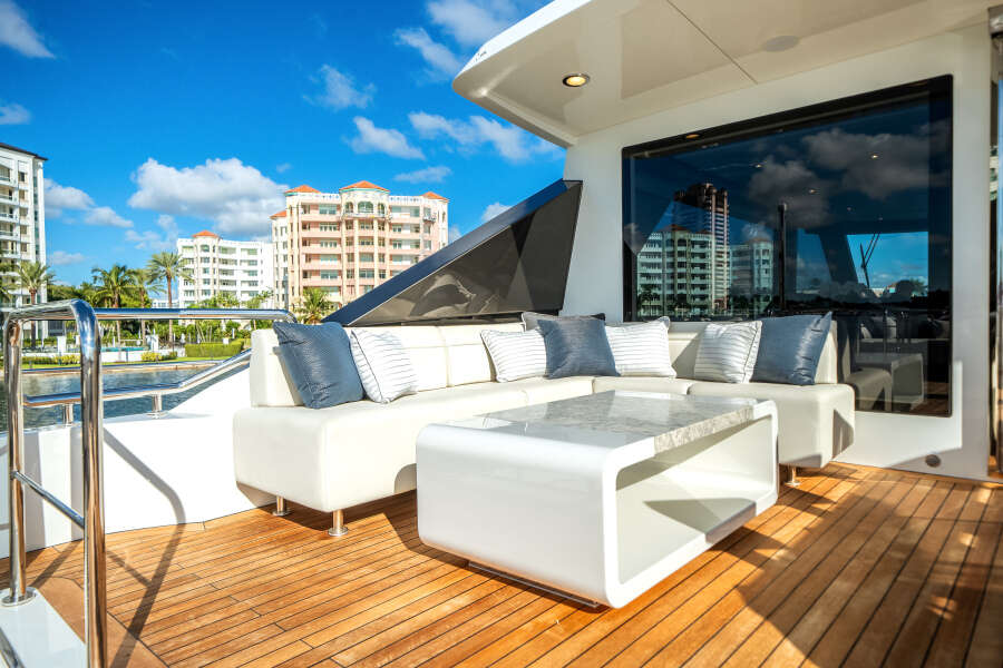 106ft Ocean Alexander Yacht For Sale