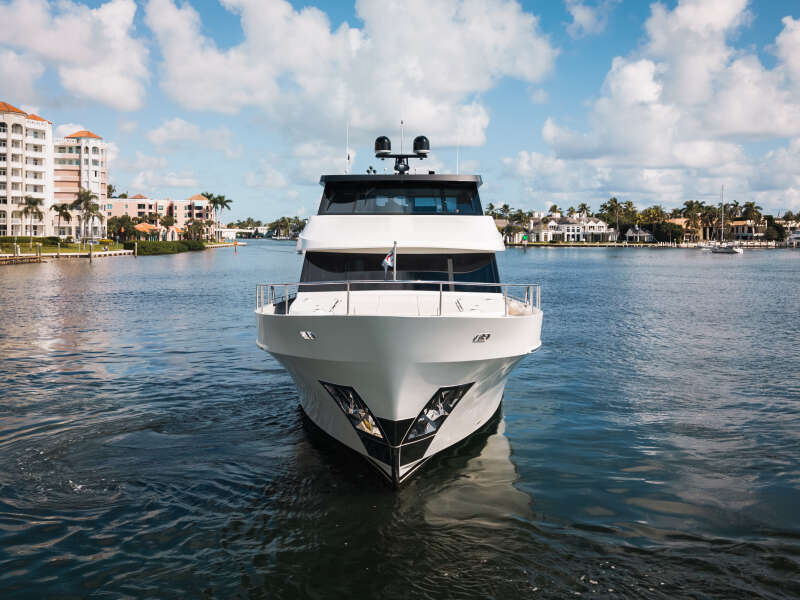 106ft Ocean Alexander Yacht For Sale