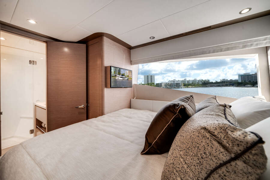 106ft Ocean Alexander Yacht For Sale