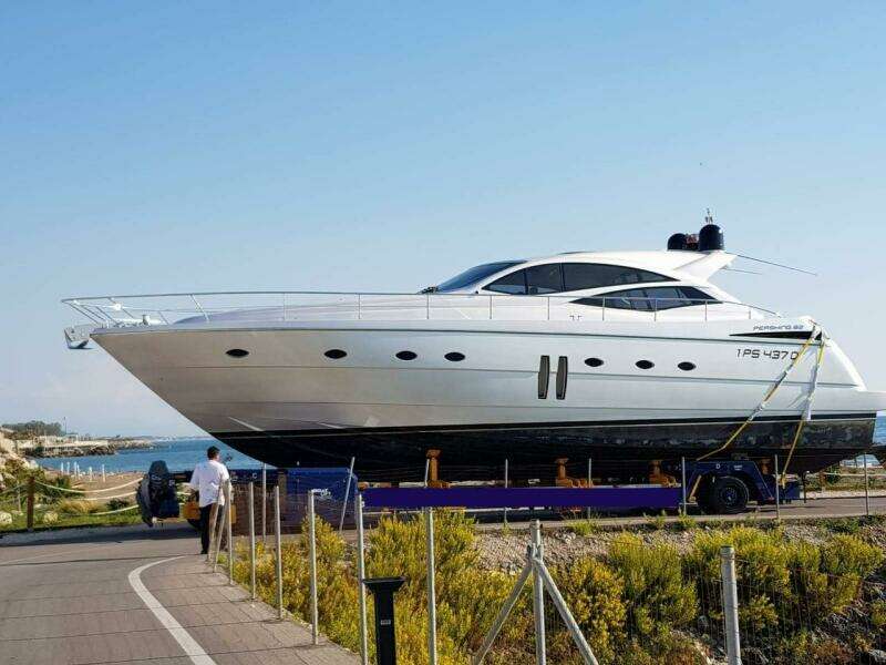 62ft Pershing Yacht For Sale