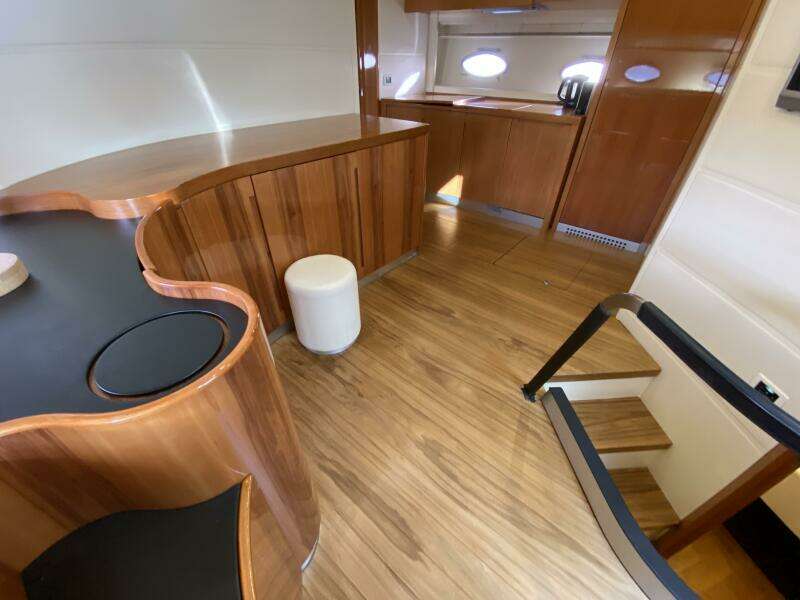 62ft Pershing Yacht For Sale