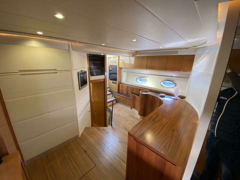 62ft Pershing Yacht For Sale