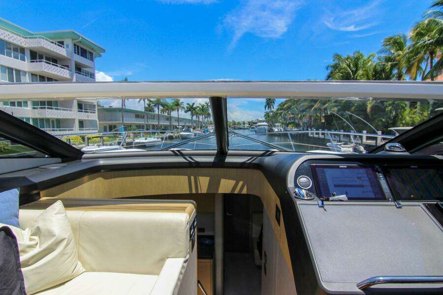 ARBITRAGE 57ft Sunseeker Yacht For Sale