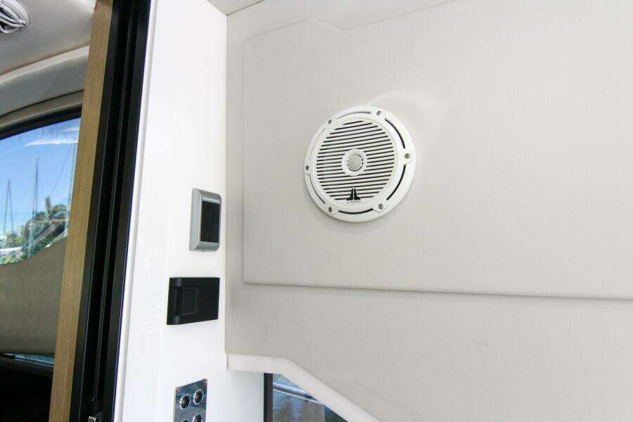 ARBITRAGE 57ft Sunseeker Yacht For Sale