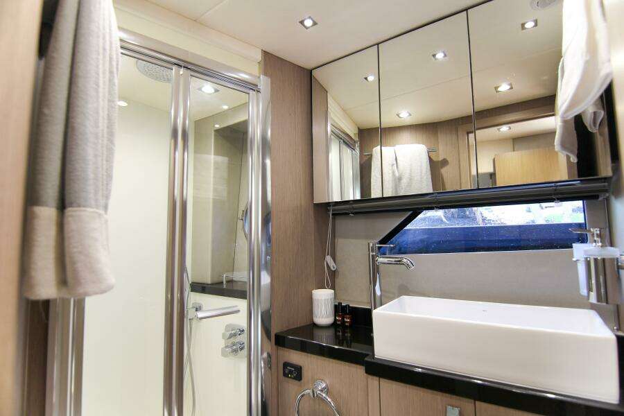 ARBITRAGE 57ft Sunseeker Yacht For Sale