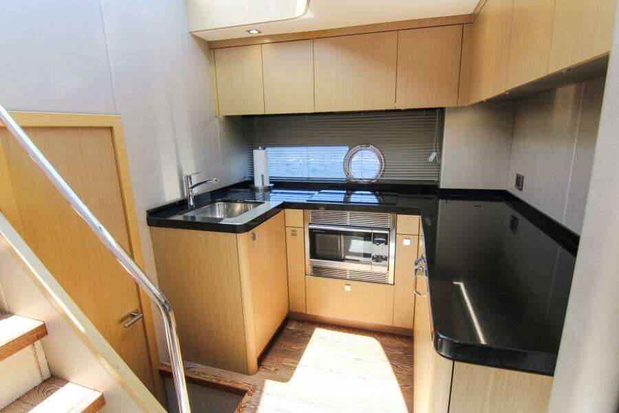 ARBITRAGE 57ft Sunseeker Yacht For Sale