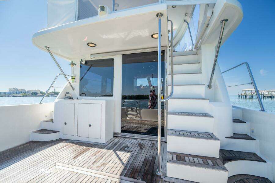 PORT FOLIO 52ft Ocean Alexander Yacht For Sale