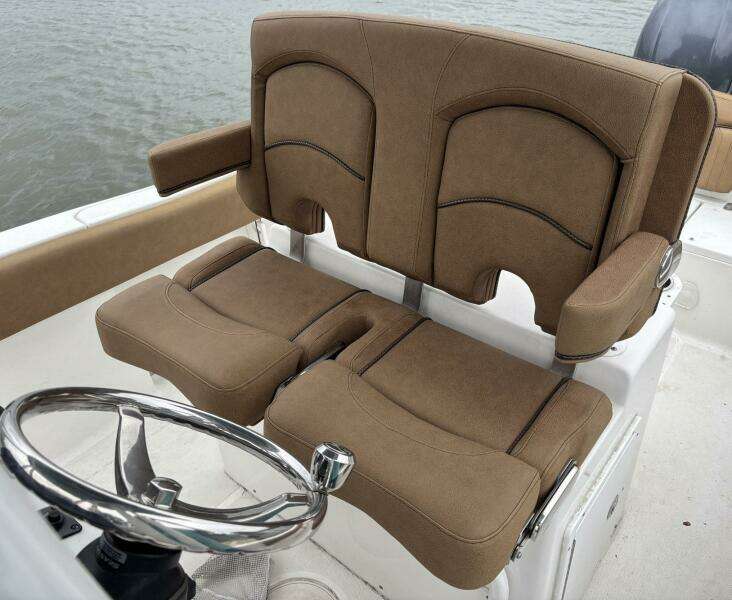 24ft Sea Hunt Yacht For Sale