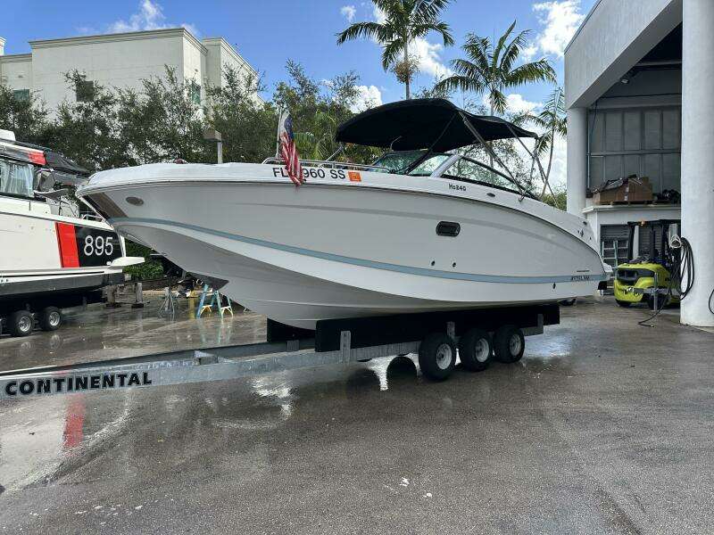 24ft Four Winns Yacht For Sale