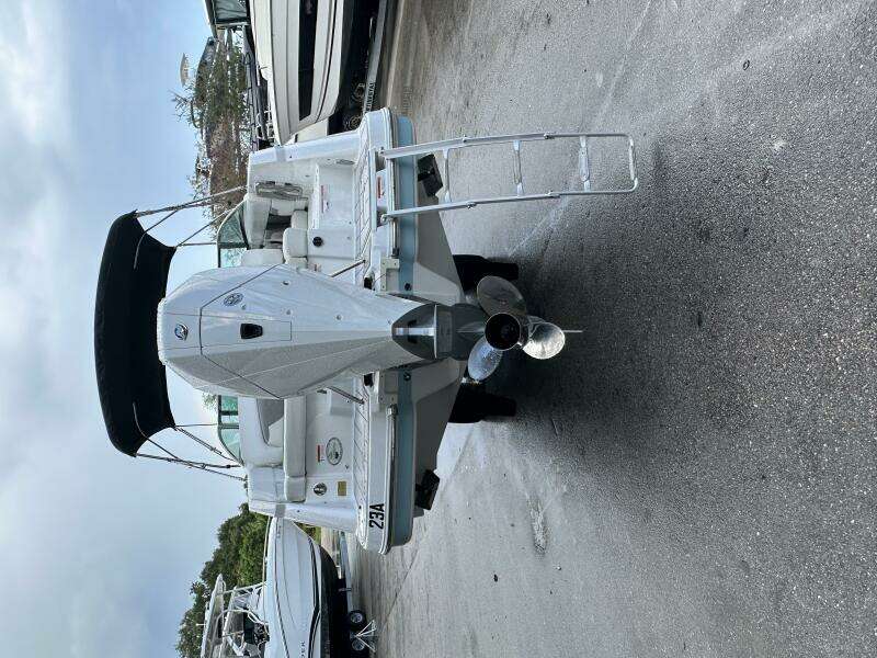 24ft Four Winns Yacht For Sale