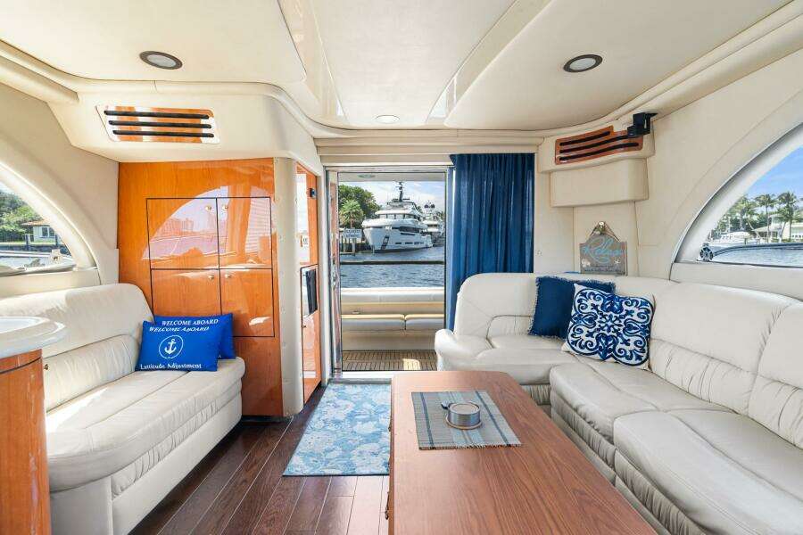L ATTITUDE ADJUSTMENT 54ft Sea Ray Yacht For Sale L ATTITUDE ADJUSTMENT 54ft Sea Ray Yacht For Sale
