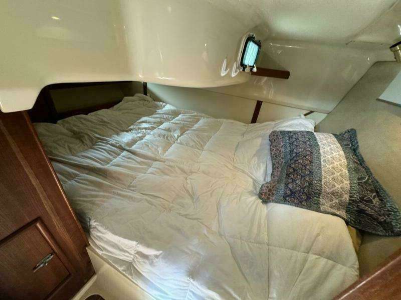 Gingerly 33ft Hunter Yacht For Sale