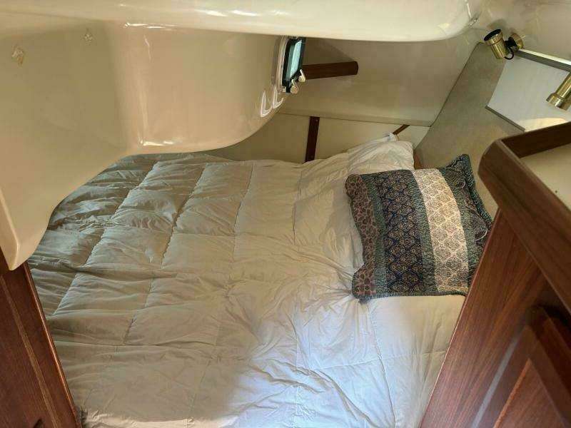 Gingerly 33ft Hunter Yacht For Sale