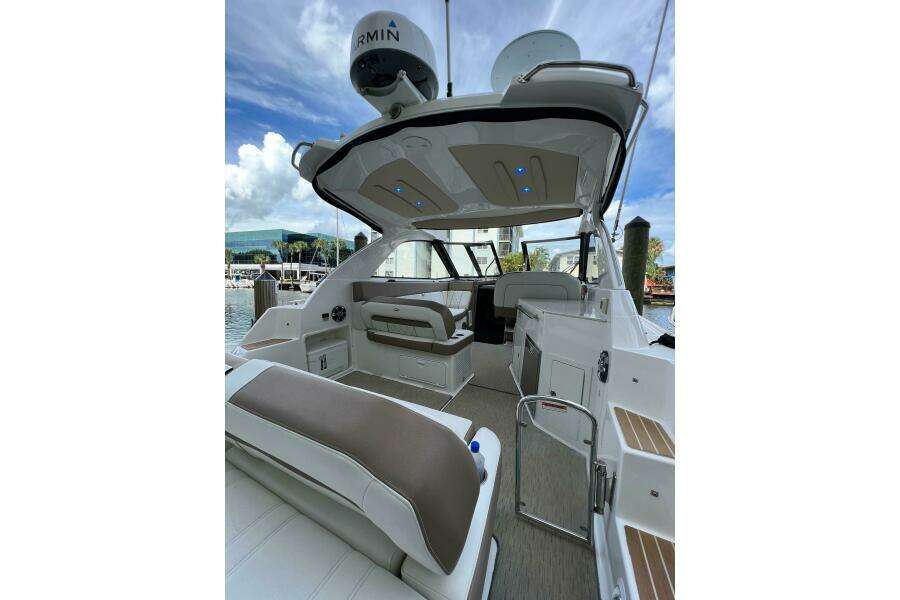 35ft Regal Yacht For Sale