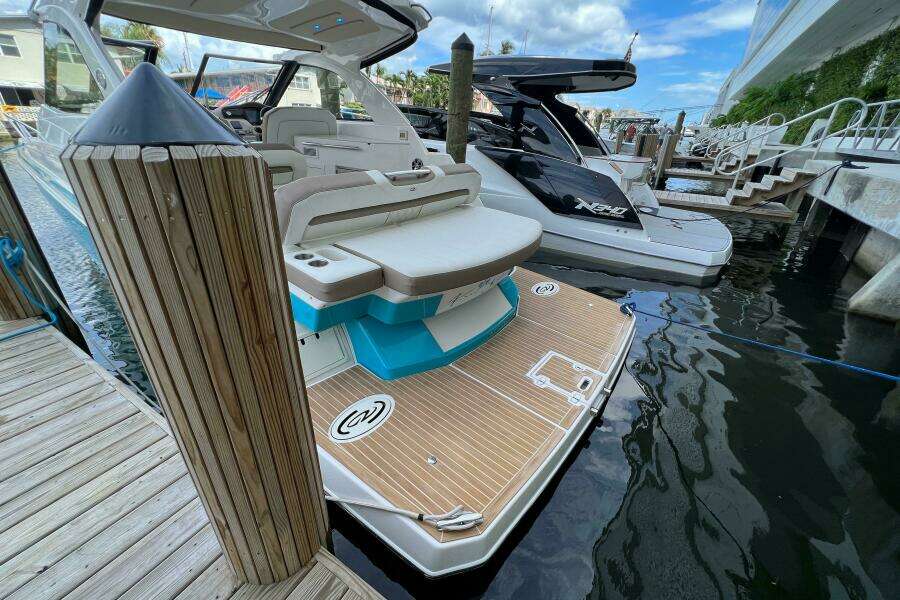 35ft Regal Yacht For Sale