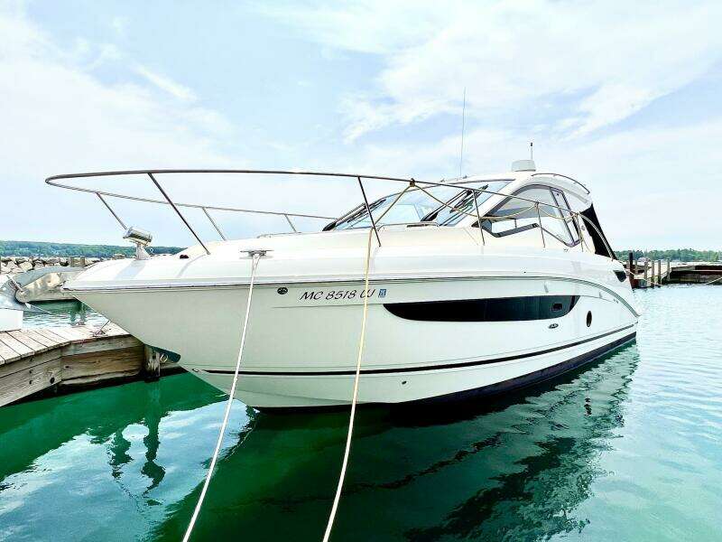 35ft Sea Ray Yacht For Sale