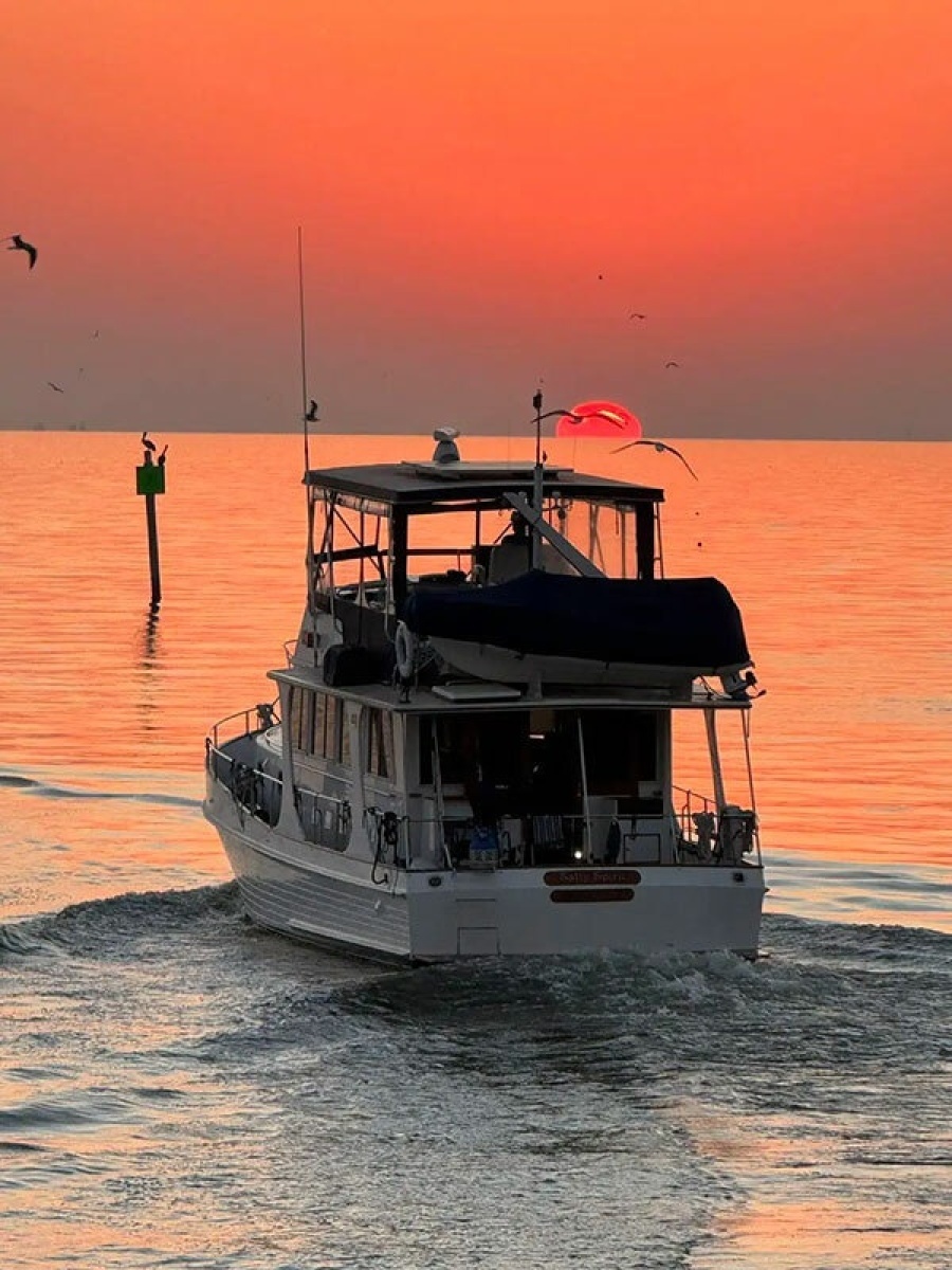 1997 Grand Banks 46 Europa