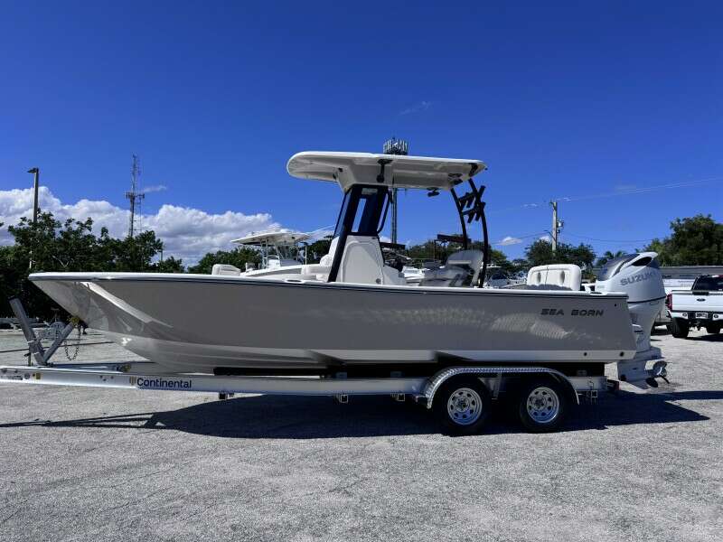 26ft Sea Born Yacht For Sale