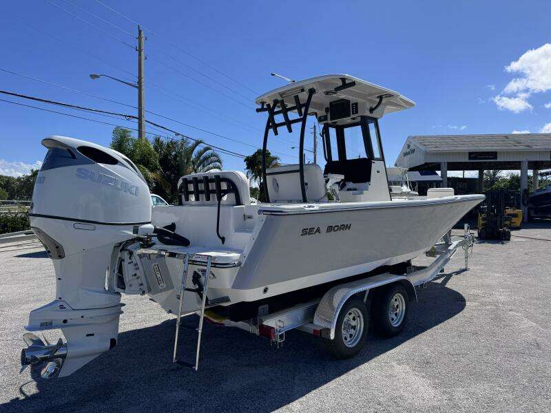 26ft Sea Born Yacht For Sale
