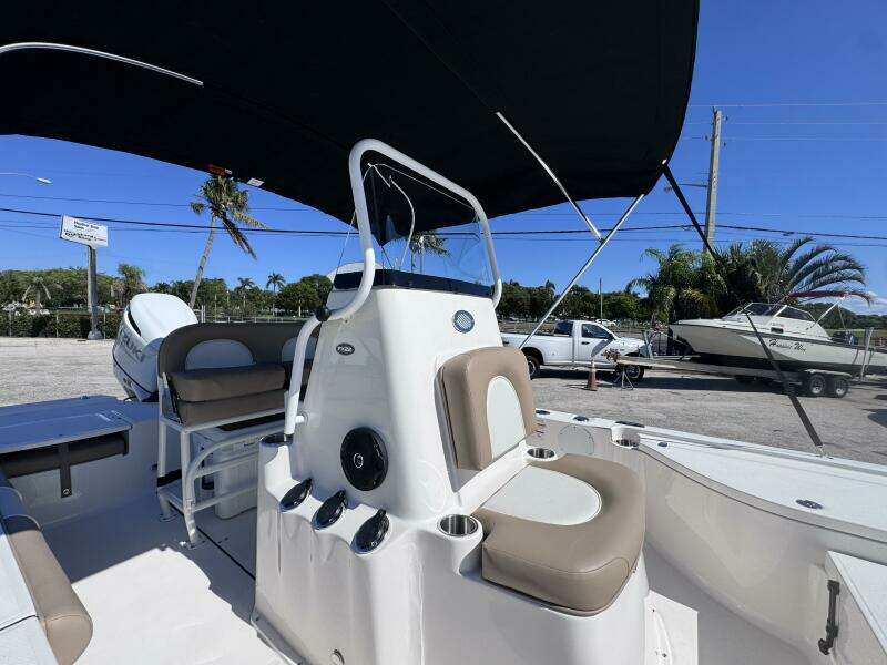 22ft Sea Born Yacht For Sale