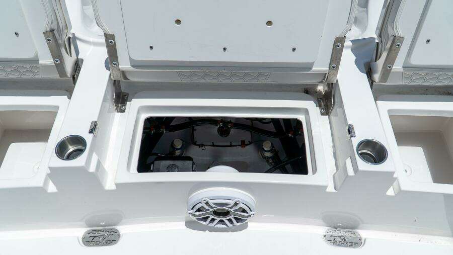 27ft Tidewater Yacht For Sale