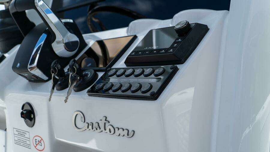 27ft Tidewater Yacht For Sale