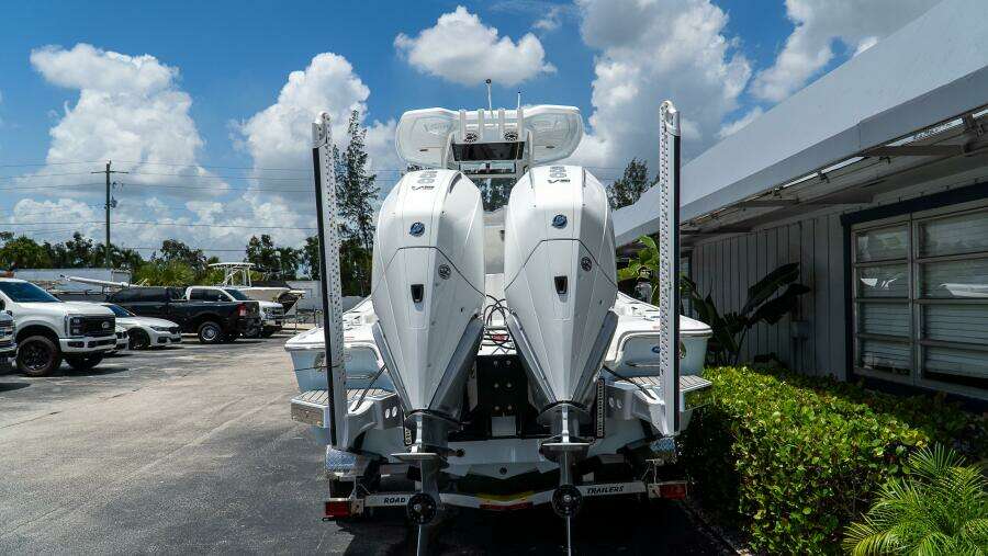 27ft Tidewater Yacht For Sale