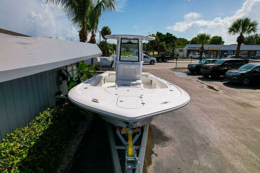 27ft Tidewater Yacht For Sale