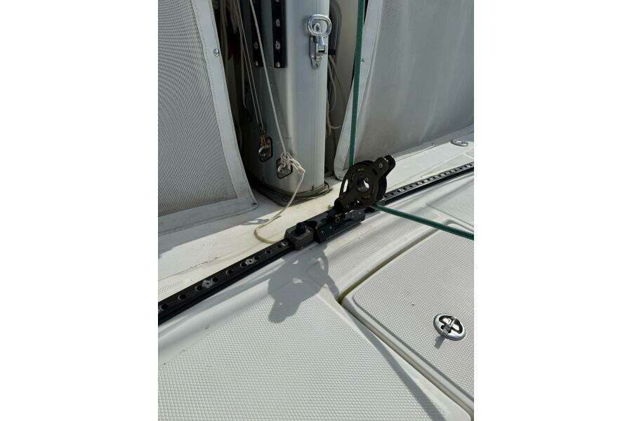 2012-dean-5000-sail-9971106-20251007105703492-4.jpg