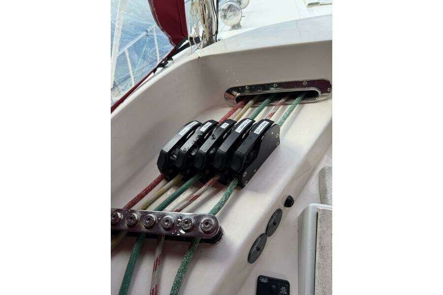 2012-dean-5000-sail-9971106-20251007105851653-1.jpg