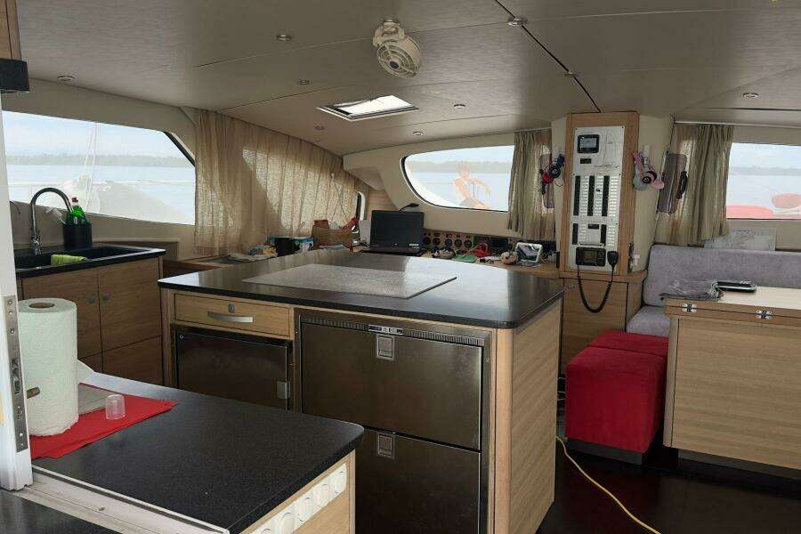 2012-dean-5000-sail-9971106-20251007213642377-1.jpg