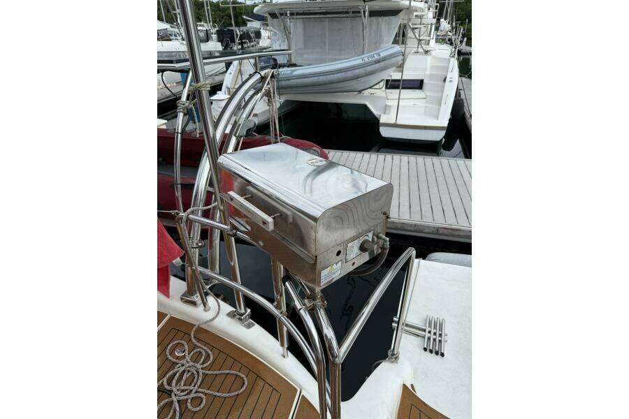 2012-dean-5000-sail-9971106-20251007105951378-1.jpg