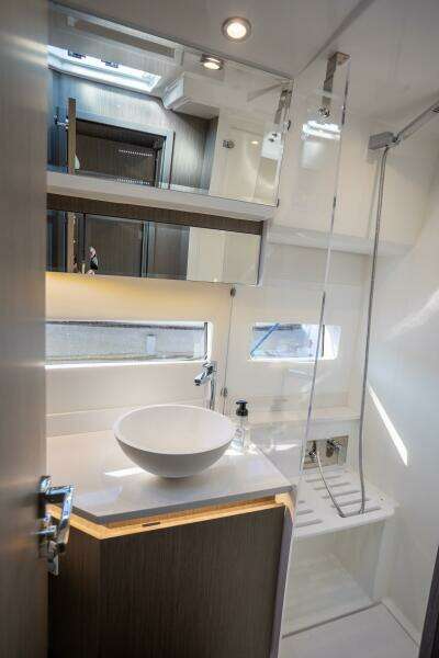 Master Cabin Head