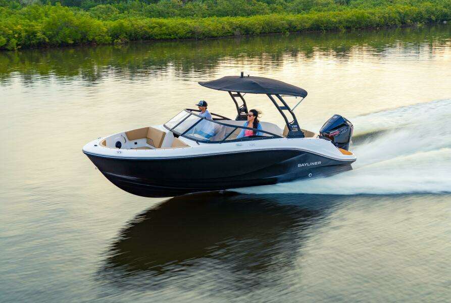 20ft Bayliner Yacht For Sale