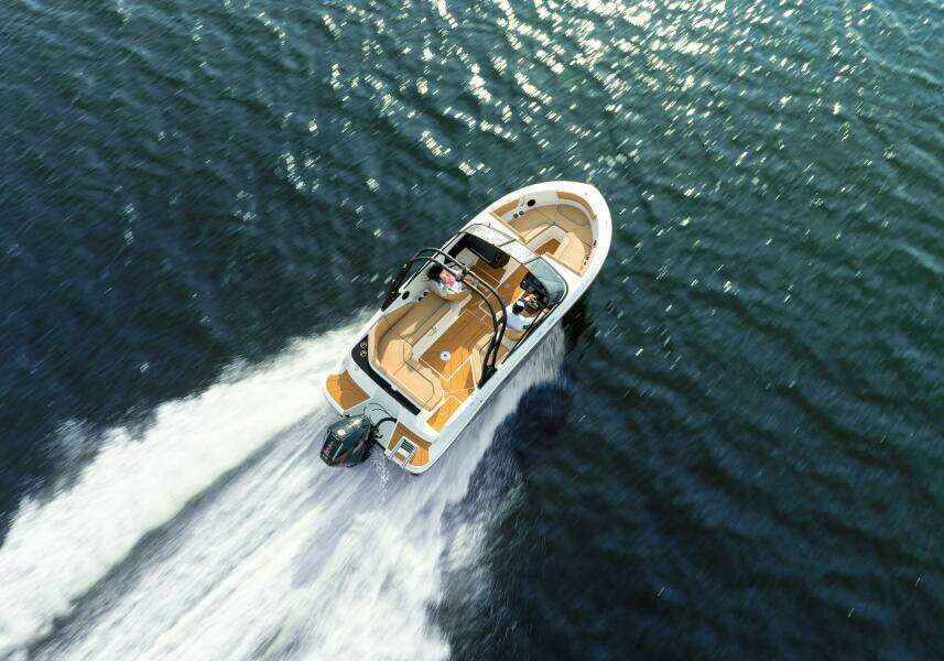 20ft Bayliner Yacht For Sale