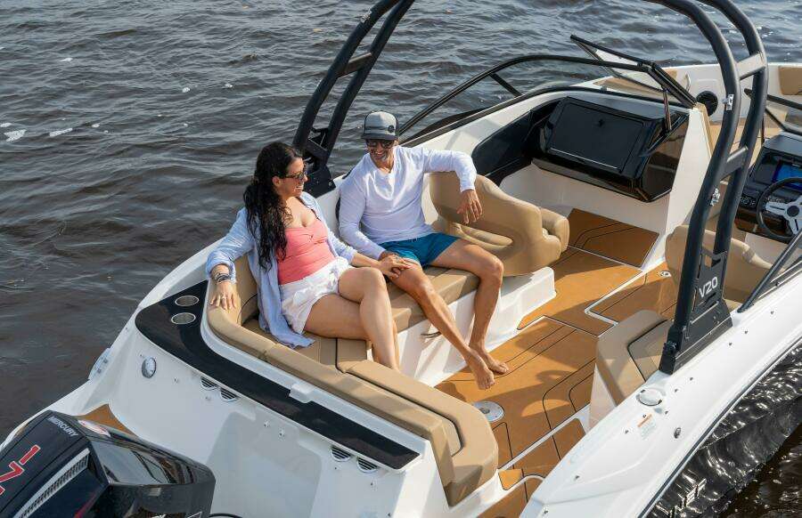 20ft Bayliner Yacht For Sale