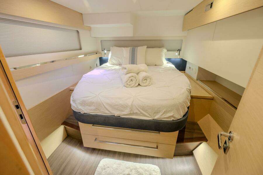 58ft Fountaine Pajot Yacht For Sale