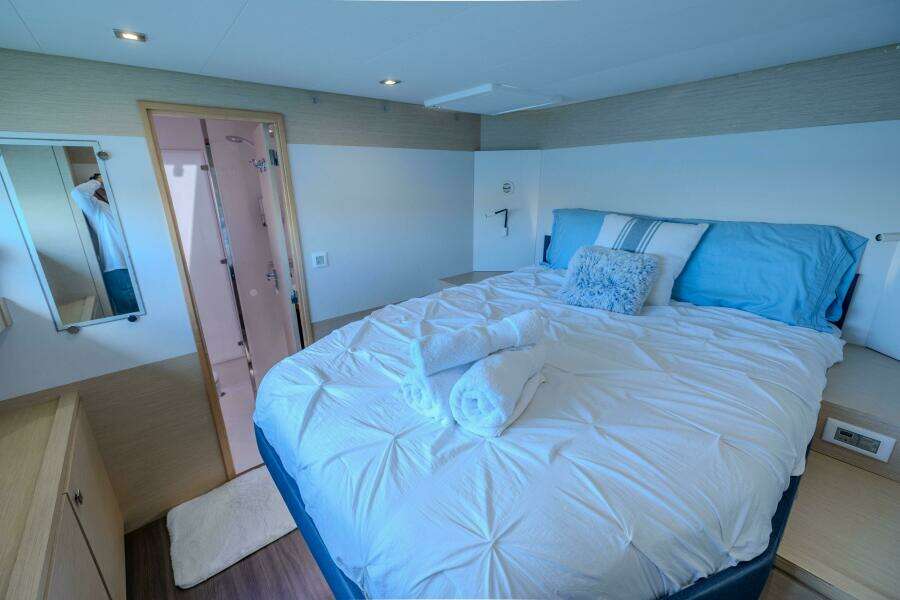 58ft Fountaine Pajot Yacht For Sale