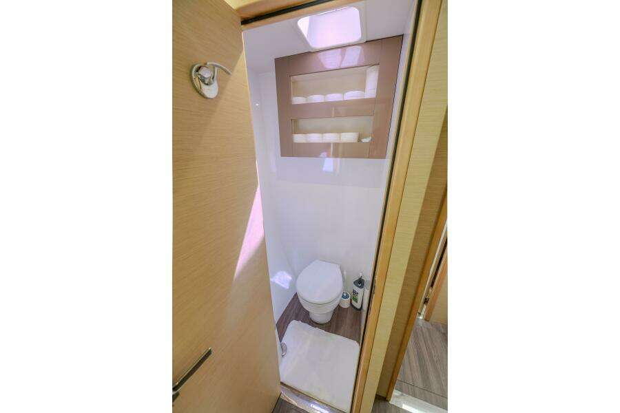 58ft Fountaine Pajot Yacht For Sale