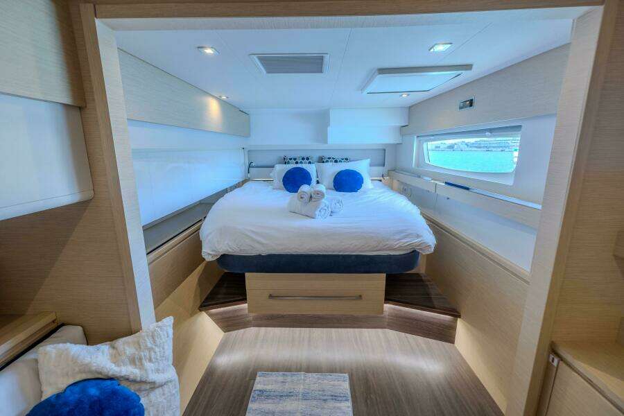 58ft Fountaine Pajot Yacht For Sale