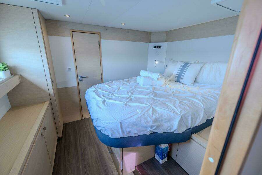 58ft Fountaine Pajot Yacht For Sale