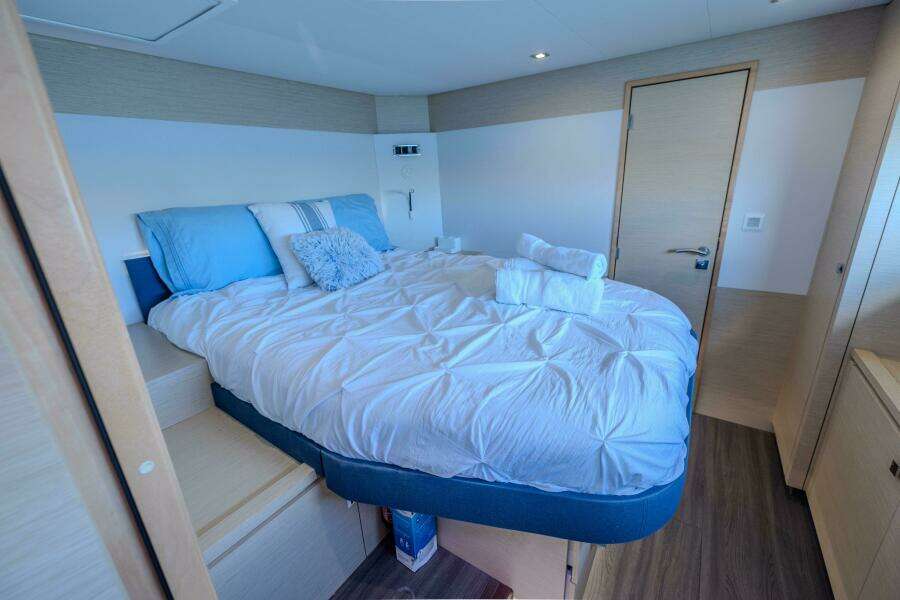 58ft Fountaine Pajot Yacht For Sale