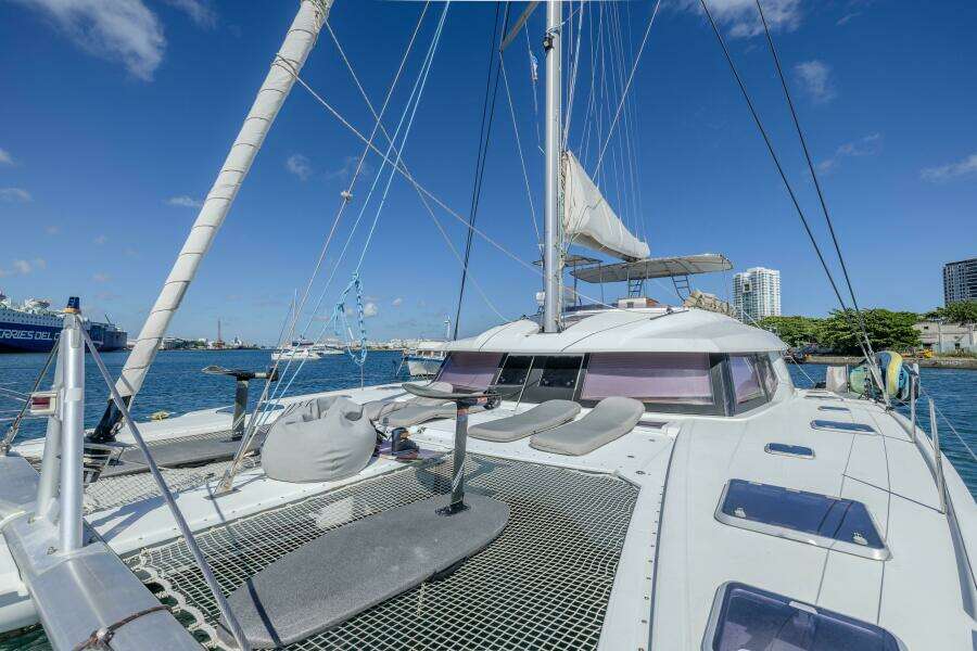 58ft Fountaine Pajot Yacht For Sale