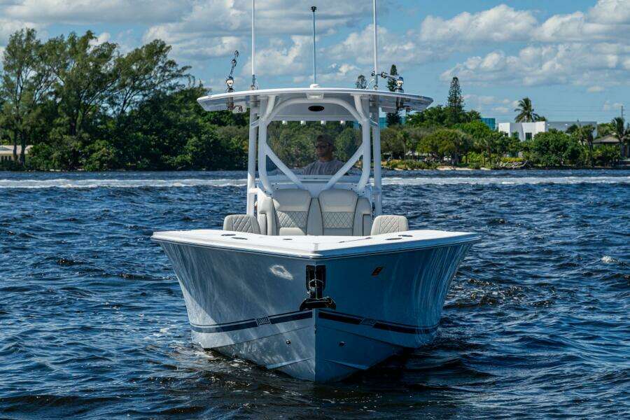 32ft Jupiter Yacht For Sale