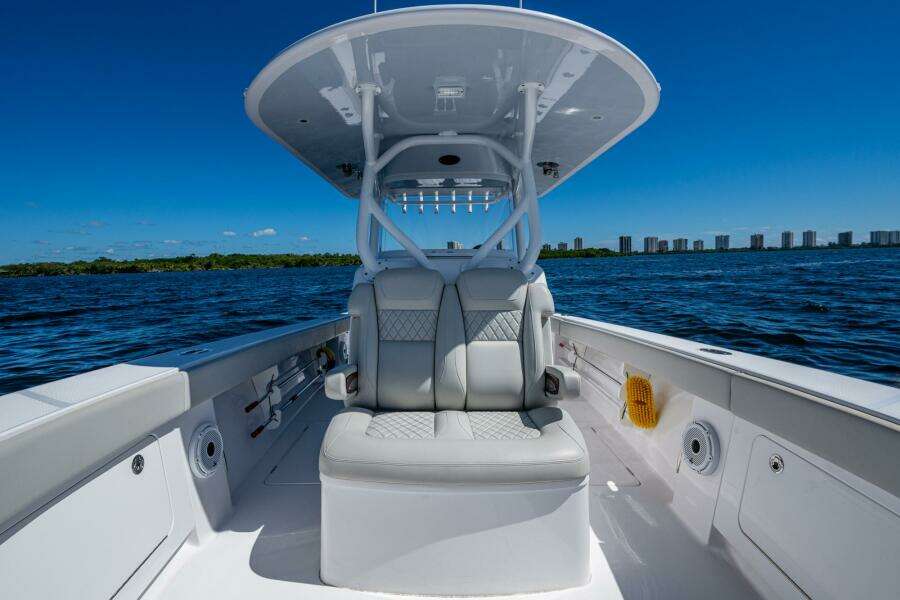 32ft Jupiter Yacht For Sale