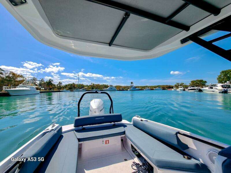 25ft Axopar Yacht For Sale