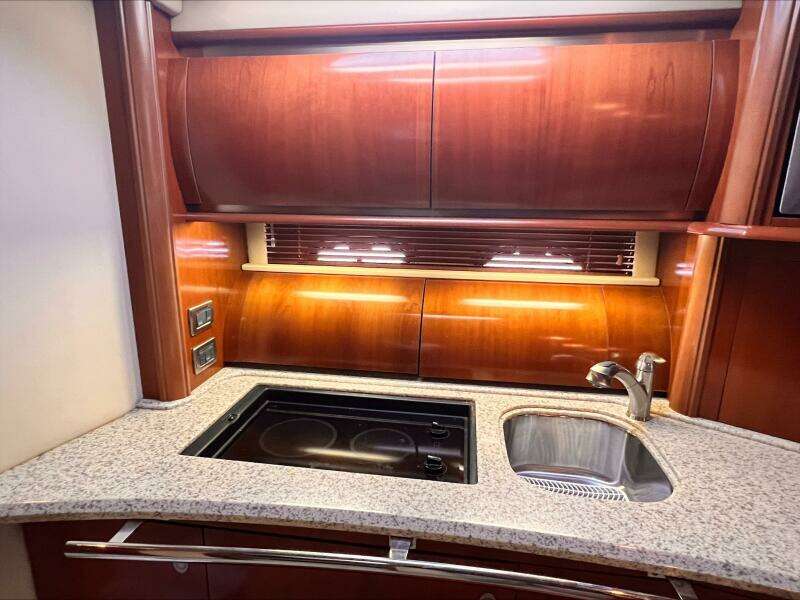 Breezin Up 50ft Sea Ray Yacht For Sale